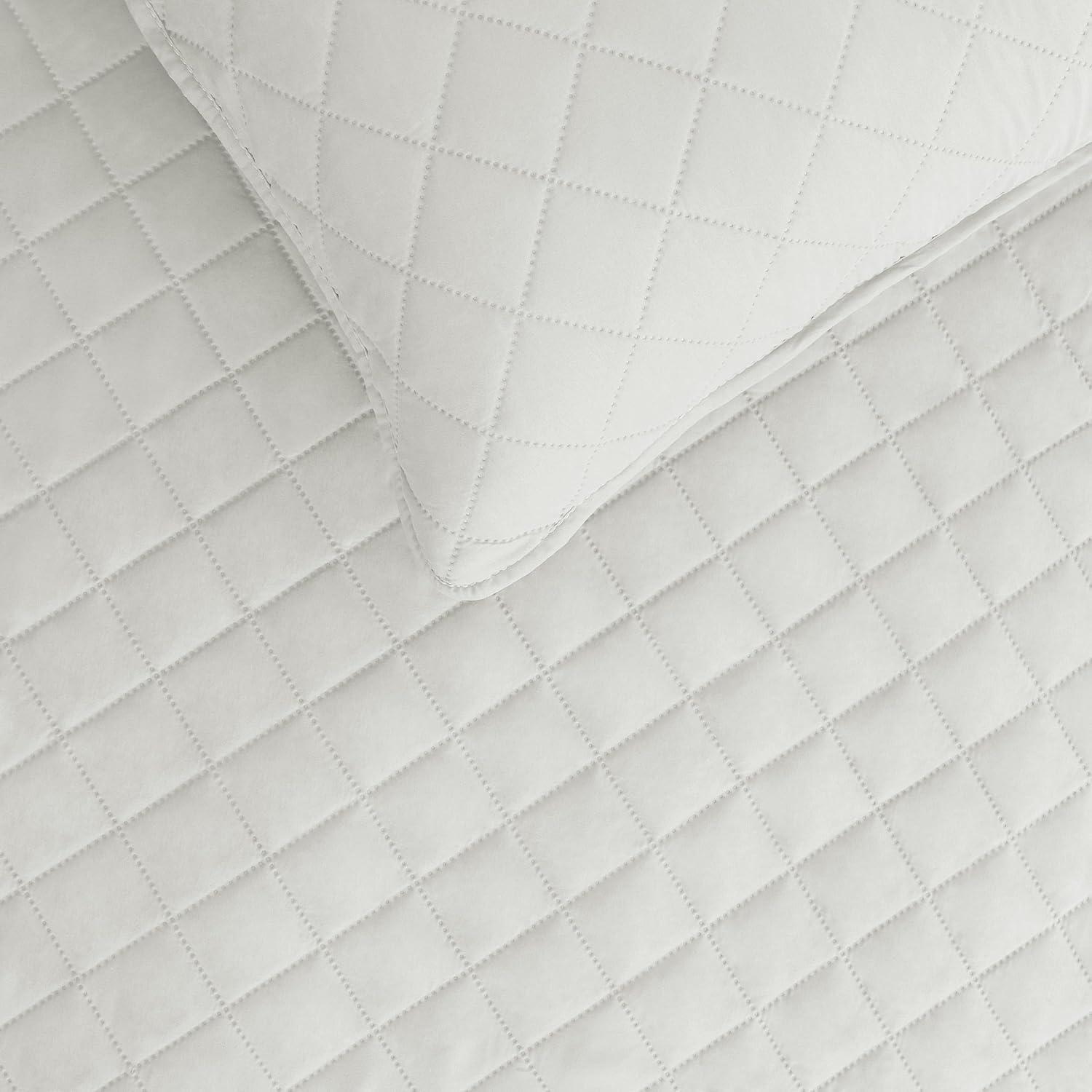 image:imageEasyGoing FullQueen Size Reversible Quilt Set with 1 Quilt and 2 Pillow Shams Soft Bed Quilt Cover Lightweight Microfiber Bedspread Water and Stain Resistant GrayLight GrayIvoryIvory