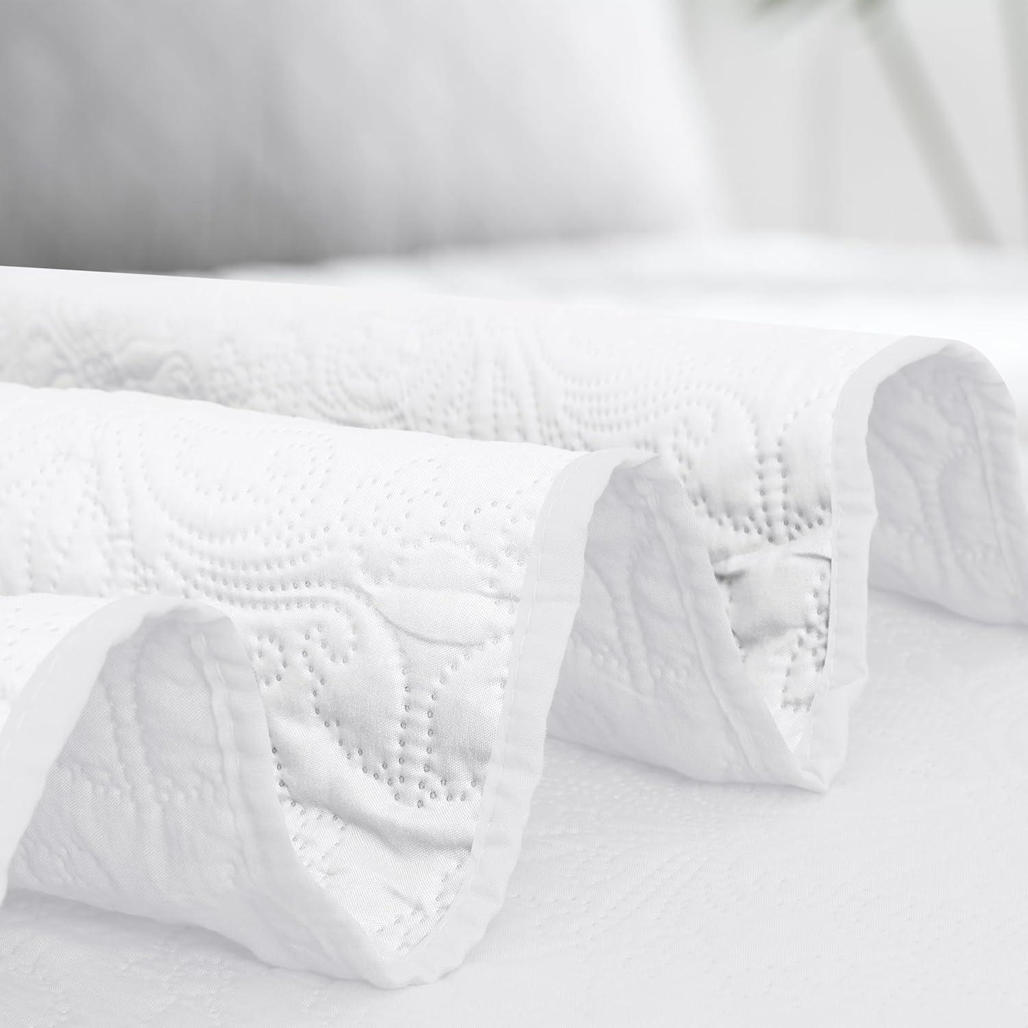image:imageEasyGoing FullQueen Size Reversible Quilt Set with 1 Quilt and 2 Pillow Shams Soft Bed Quilt Cover Lightweight Microfiber Bedspread Water and Stain Resistant GrayLight GrayDamaskwhiteWhite