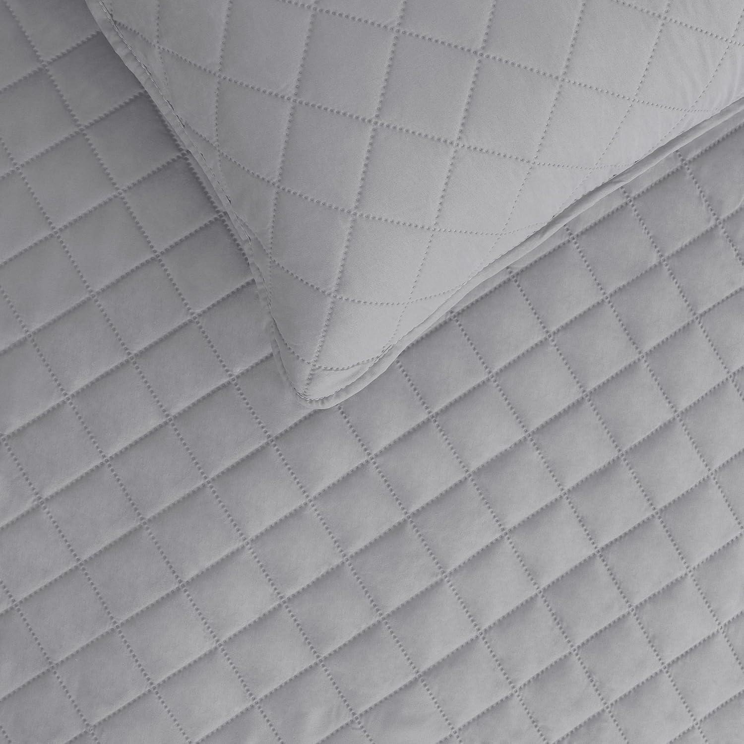 image:imageEasyGoing FullQueen Size Reversible Quilt Set with 1 Quilt and 2 Pillow Shams Soft Bed Quilt Cover Lightweight Microfiber Bedspread Water and Stain Resistant GrayLight GrayLight GrayIvory