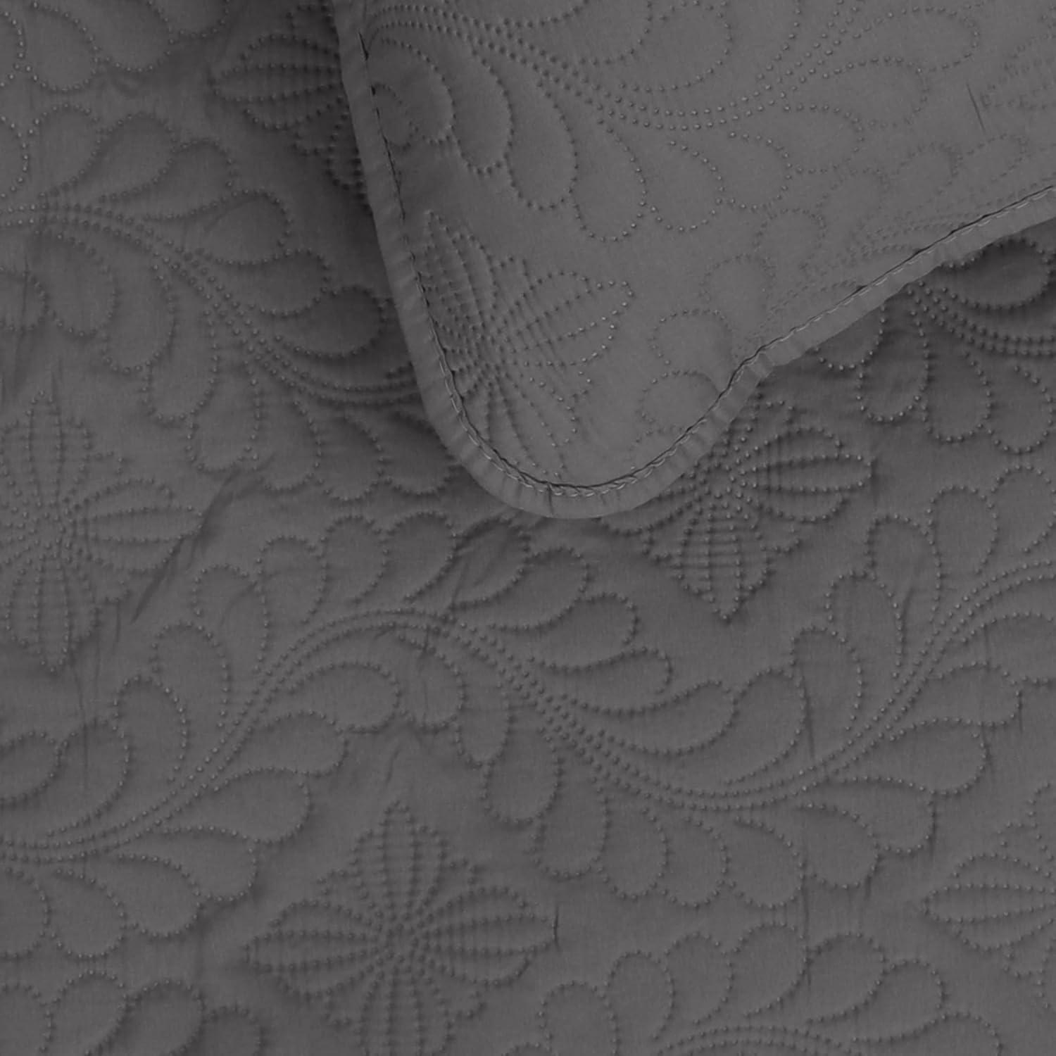 image:imageEasyGoing FullQueen Size Reversible Quilt Set with 1 Quilt and 2 Pillow Shams Soft Bed Quilt Cover Lightweight Microfiber Bedspread Water and Stain Resistant GrayLight GrayOlive LeafgrayLight Gray