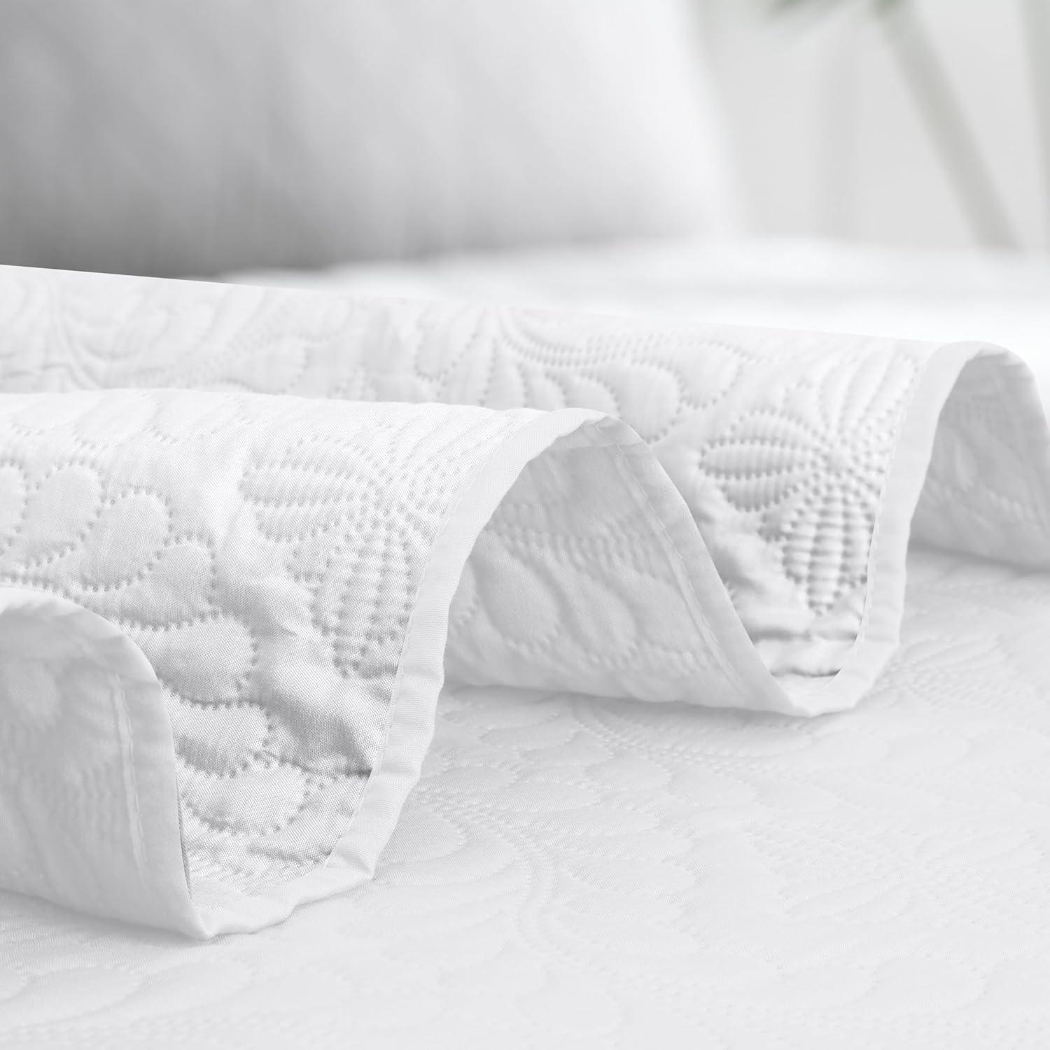 image:imageEasyGoing FullQueen Size Reversible Quilt Set with 1 Quilt and 2 Pillow Shams Soft Bed Quilt Cover Lightweight Microfiber Bedspread Water and Stain Resistant GrayLight GrayOlive LeafwhiteWhite