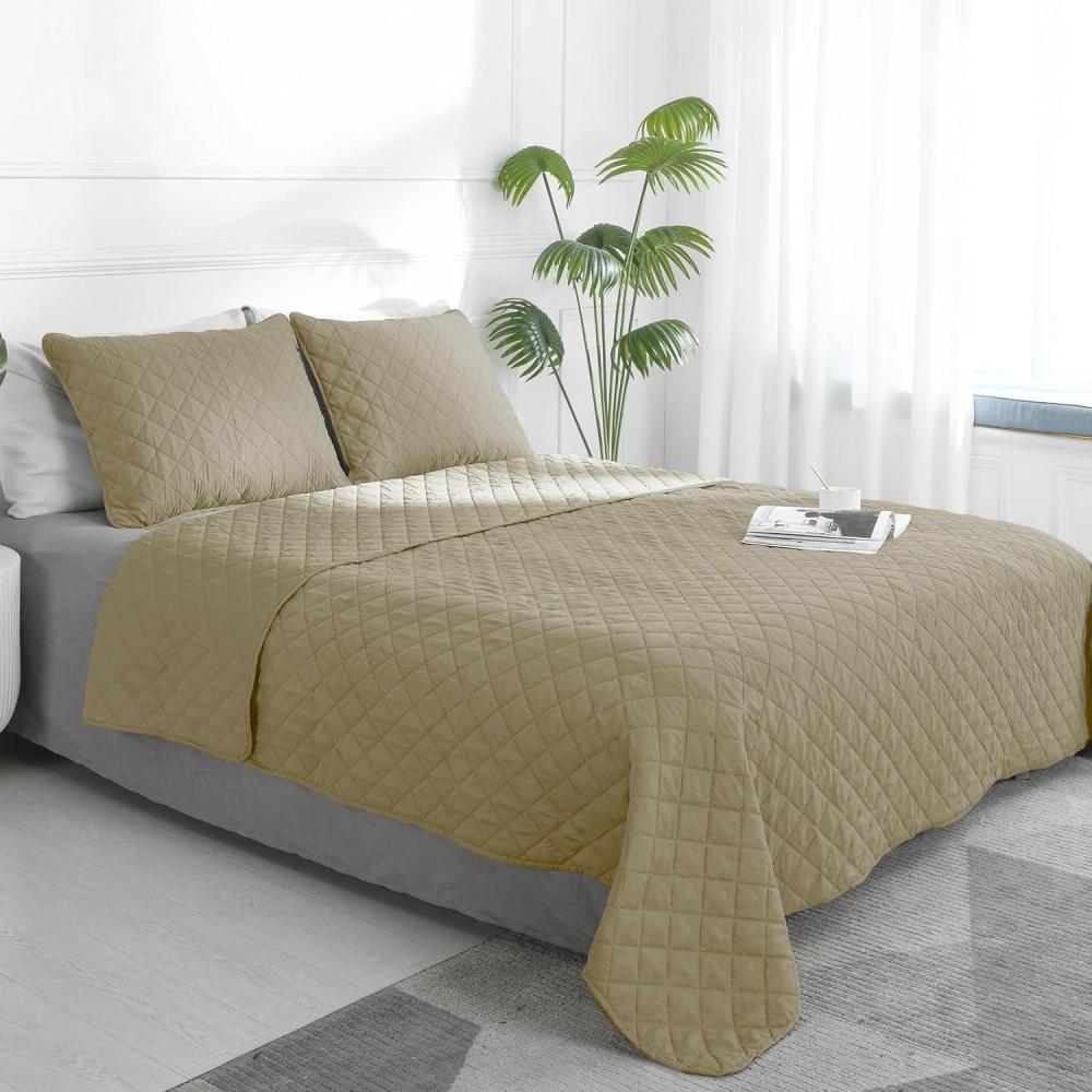 image:imageEasyGoing FullQueen Size Reversible Quilt Set with 1 Quilt and 2 Pillow Shams Soft Bed Quilt Cover Lightweight Microfiber Bedspread Water and Stain Resistant GrayLight GrayBeigeBeige
