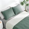 Easy-Going Full/Queen Size Reversible Quilt Set with 1 Quilt and 2 Pillow Shams, Soft Bed Quilt Cover, Lightweight Microfiber Bedspread, Water and Stain Resistant, Gray/Light Gray(Cyan/Ivory)