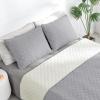 Easy-Going Full/Queen Size Reversible Quilt Set with 1 Quilt and 2 Pillow Shams, Soft Bed Quilt Cover, Lightweight Microfiber Bedspread, Water and Stain Resistant, Gray/Light Gray(Light Gray/Ivory)