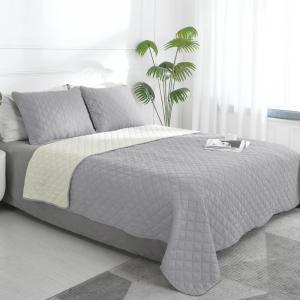 Easy-Going Full/Queen Size Reversible Quilt Set with 1 Quilt and 2 Pillow Shams, Soft Bed Quilt Cover, Lightweight Microfiber Bedspread, Water and Stain Resistant, Gray/Light Gray(Light Gray/Ivory)